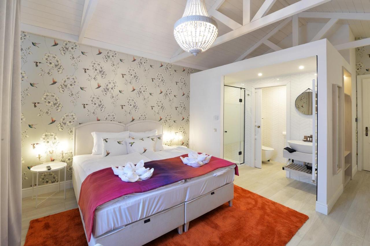 1552 Boutique Hotel Eger Exterior photo