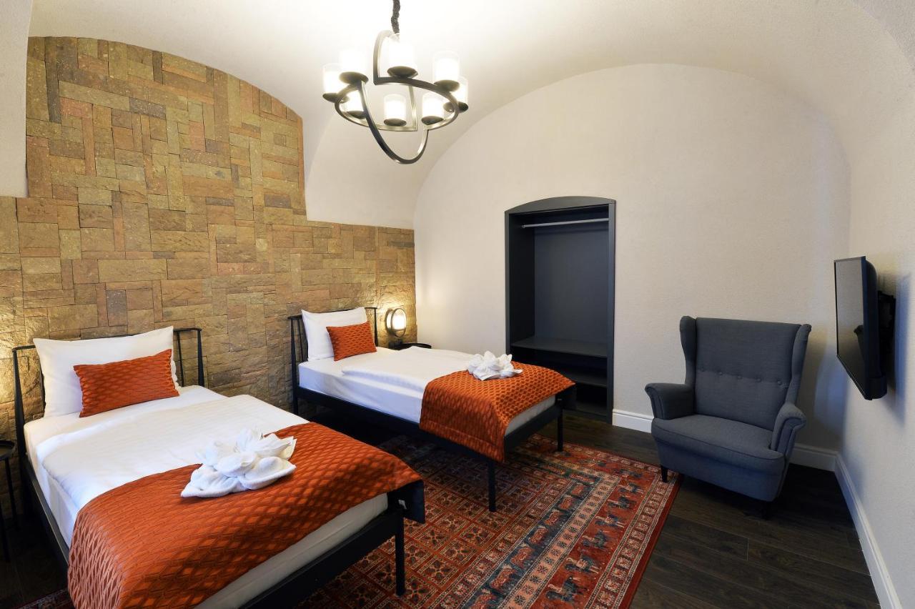 1552 Boutique Hotel Eger Exterior photo