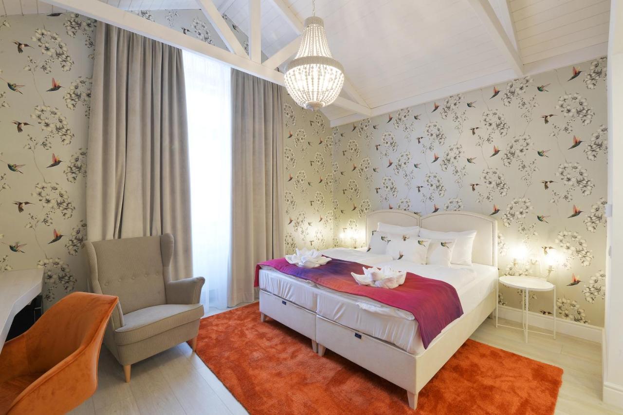 1552 Boutique Hotel Eger Exterior photo