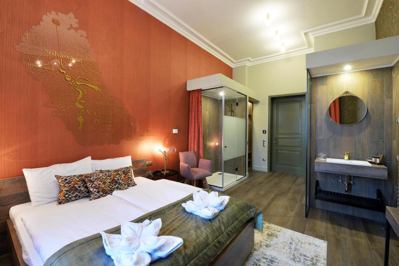 1552 Boutique Hotel Eger Exterior photo